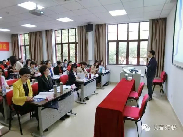 鑰佸笀璁茶.jpg 雷火竞技app官方网站