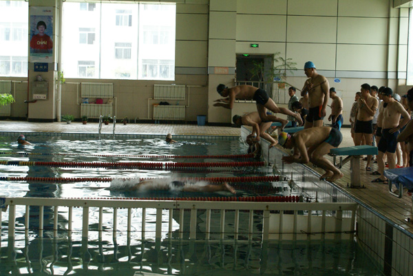 DSC01704.jpg 雷火竞技app官方网站